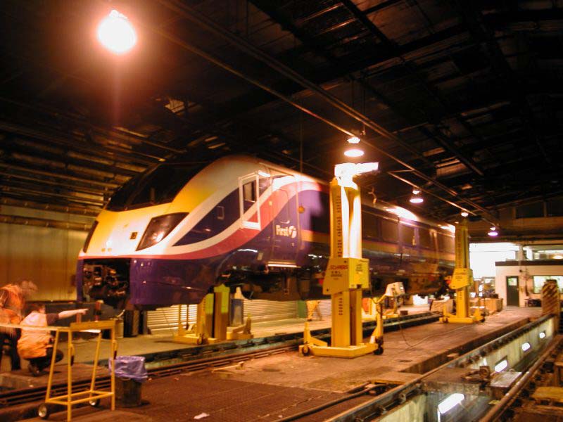 Rail Vehicle Lifts - Handling Rail